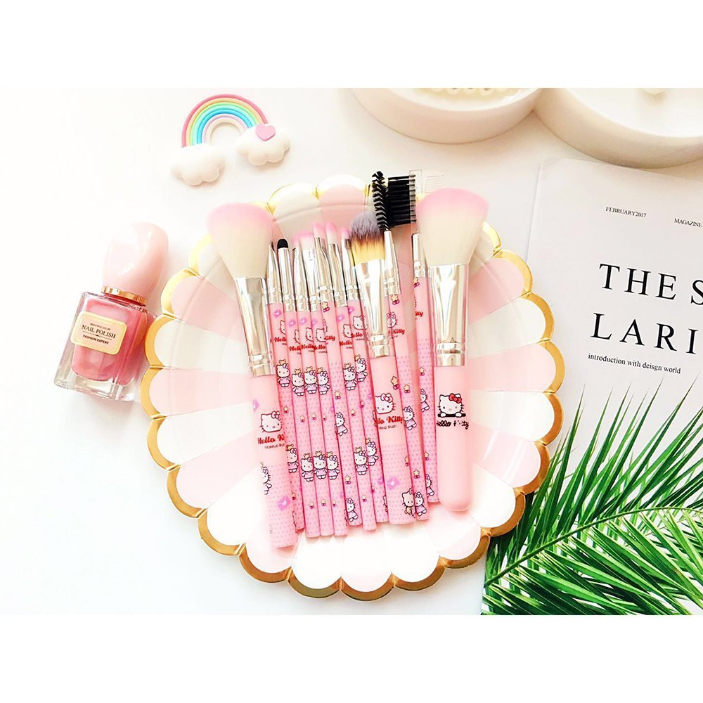 Amazon | ハローキティ 可愛いキャラクターメイクブラシ 人気12本