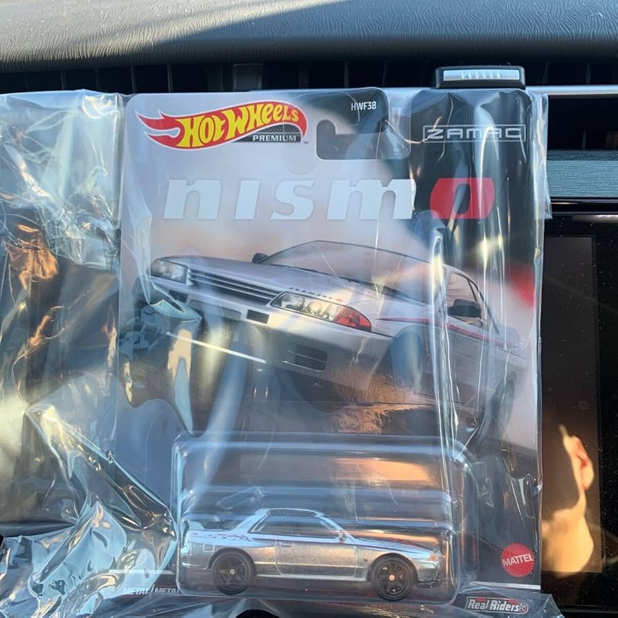 Amazon | - ホットウィール SKYLINE R32 NISMO S-tune ニスモ