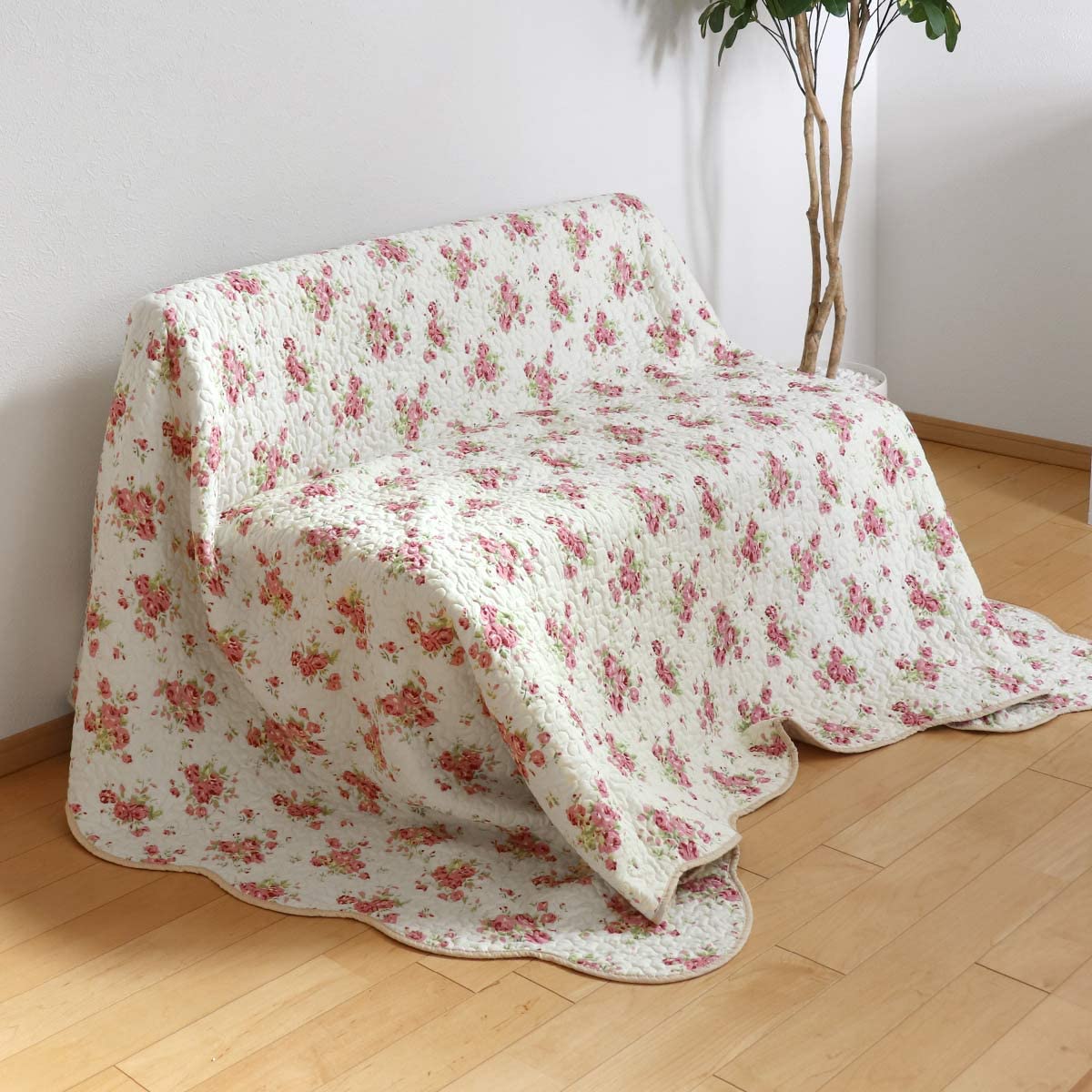 Amazon｜マルチカバー 花柄ウォッシュキルトマルチカバー 190×240cm
