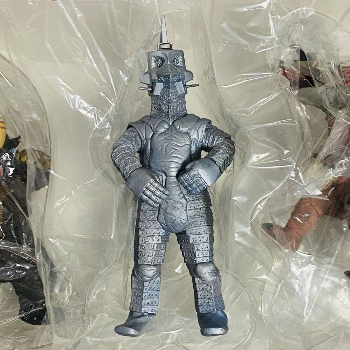 d*2様 大怪獣シリーズ ウルトラセブン カプセル怪獣セット ミクラス