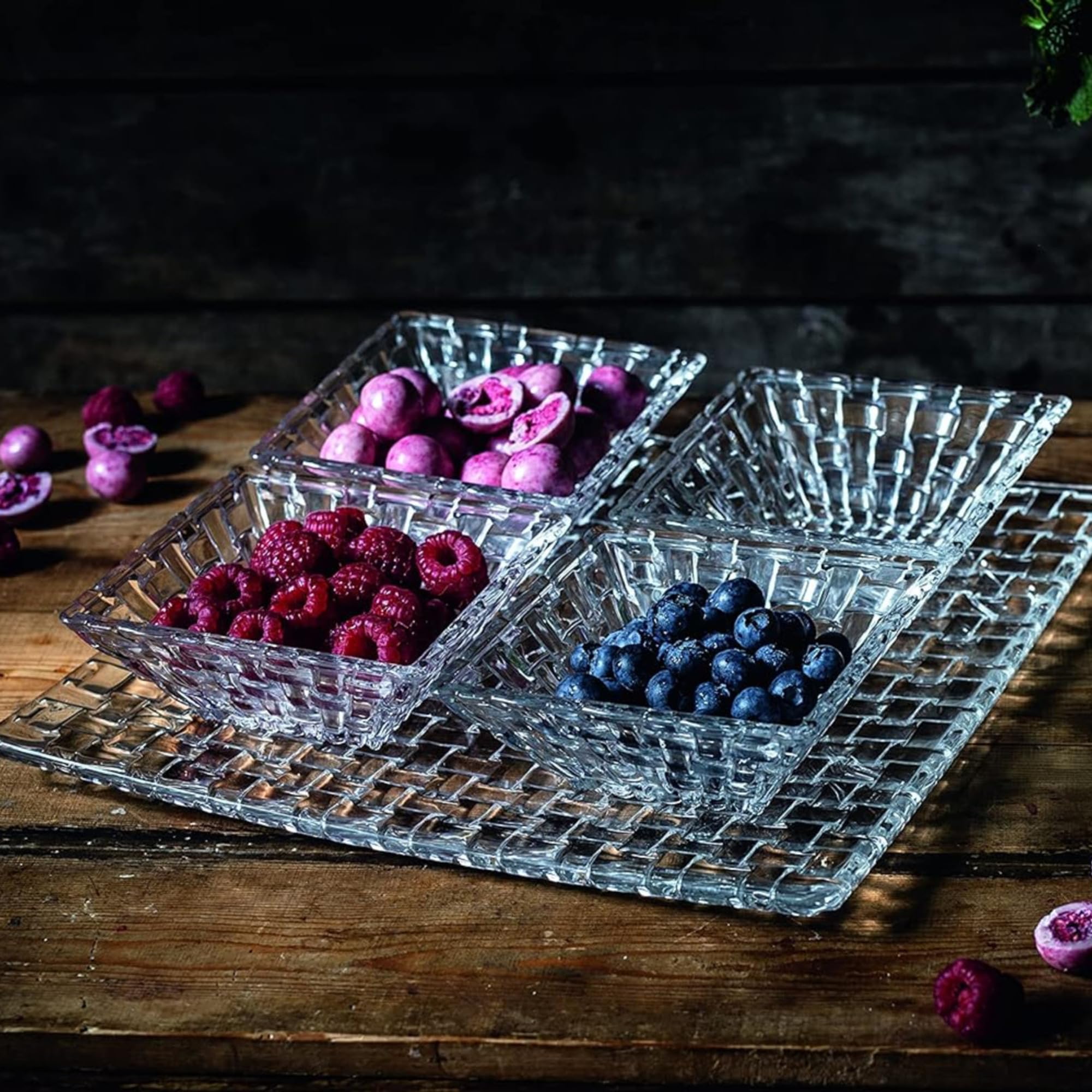 Amazon.com: Nachtmann Dancing Stars Bossa Nova Crystal Plate, 11