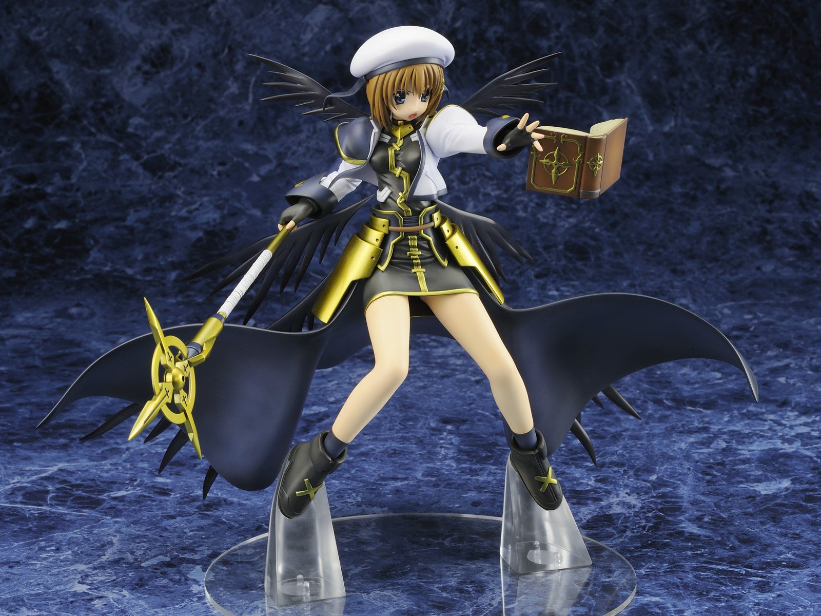 Amazon.co.jp: 魔法少女リリカルなのはStrikers 八神はやて (1/7