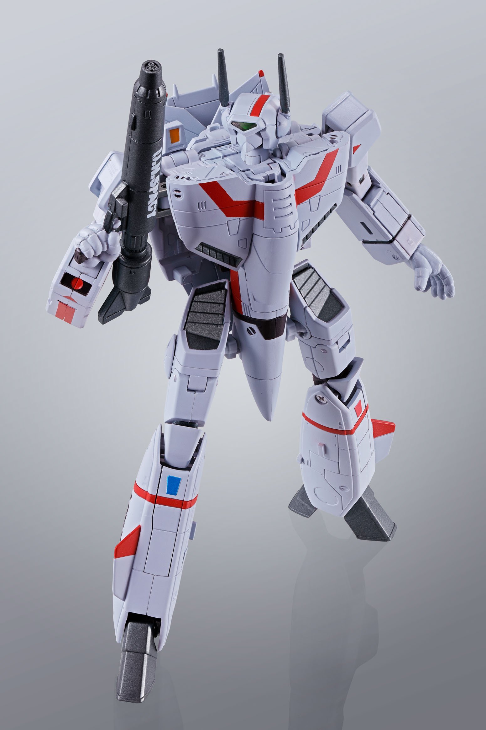 Amazon.com: Bandai Macross HI-METAL R VF-1J Valkyrie Hikaru
