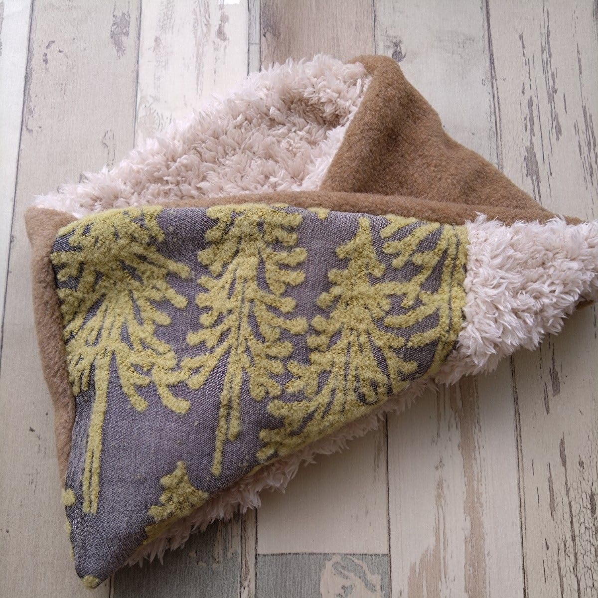 Amazon.co.jp: ミナペルホネンねじり スヌード ハンドメイド ネック