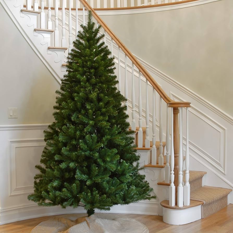 National Tree Company 7.5 ft (2.3m) Unlit North Valley Spruce