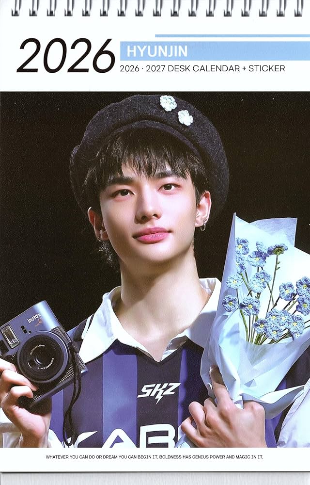 Amazon.co.jp: ヒョンジン グッズ 卓上 カレンダー (写真集 カレンダー