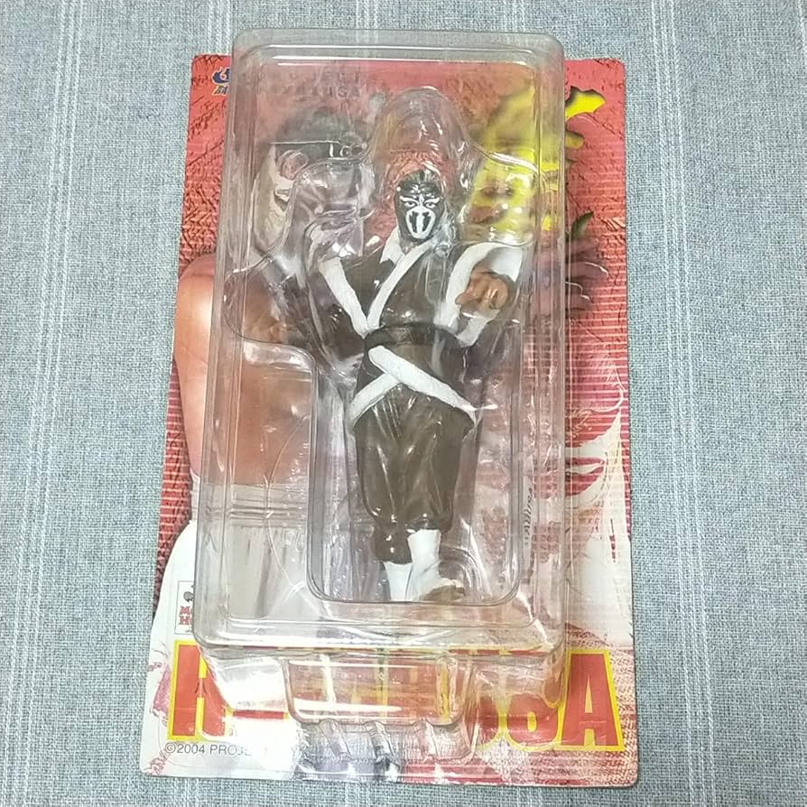 Amazon.co.jp: 不死鳥 ハヤブサ フィギュア 模型 ブラック モグラ