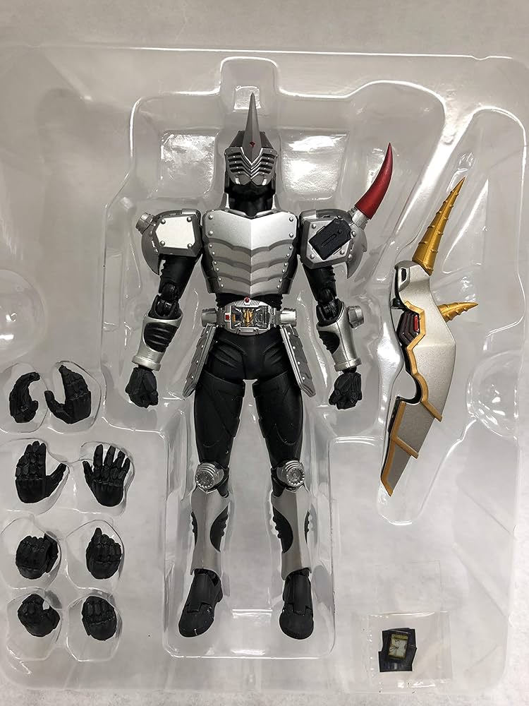 Amazon.co.jp: S.H.フィギュアーツ 仮面ライダー龍騎 仮面ライダーガイ