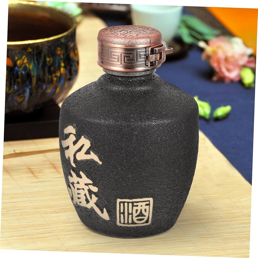 Amazon｜陶器製密閉酒瓶 家庭用空き酒器 漏れ防止設計 赤い布付き 0.5