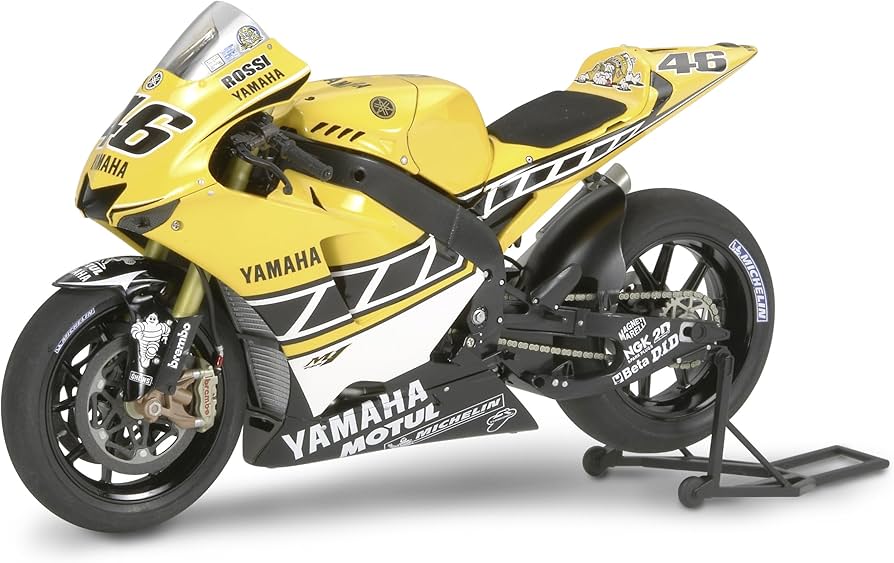 Amazon | タミヤ 1/12 オートバイシリーズ No.114 ヤマハ YZR-M1 50th