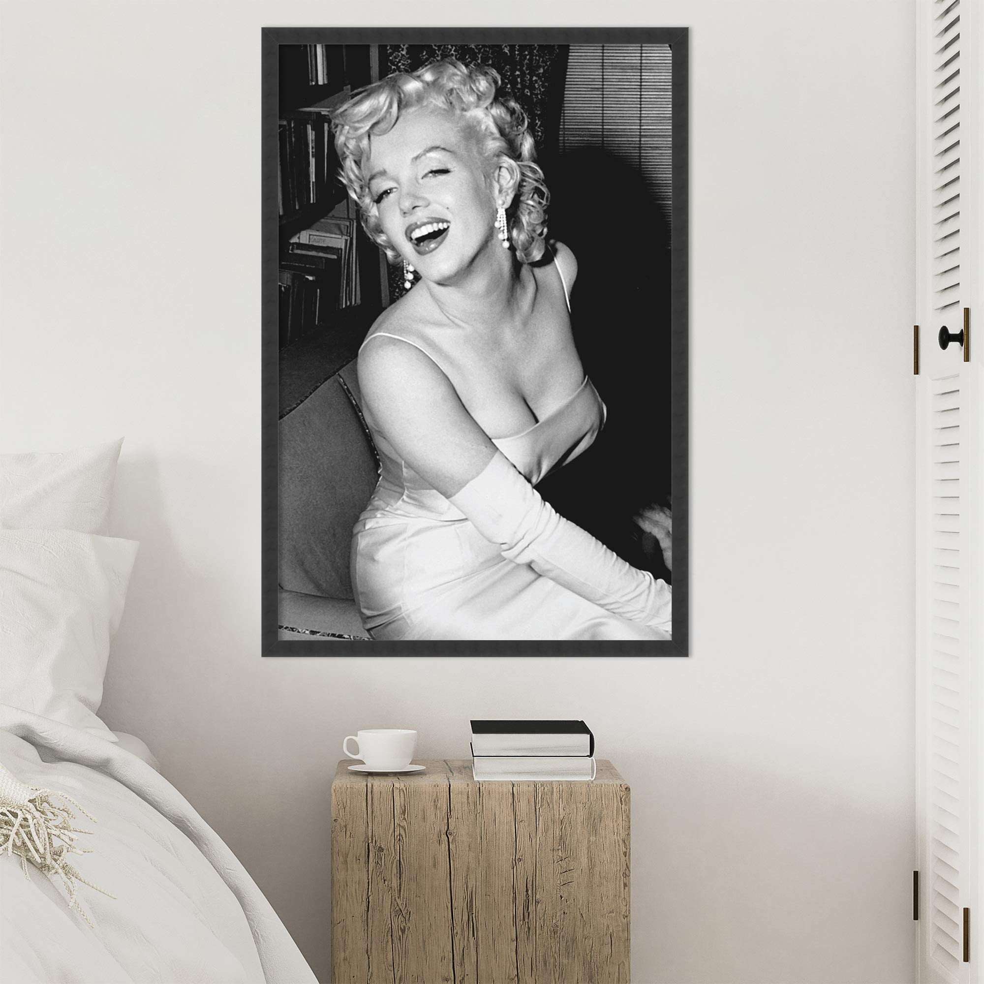 Amazon.co.jp: マリリンモンロー笑顔' Framedアート印刷、:外側サイズ