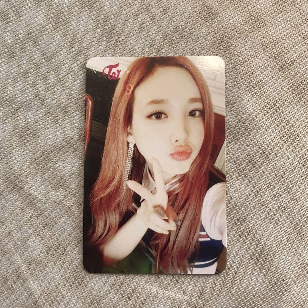 Amazon.co.jp: TWICE SIGNAL 事前収録 トレカ ナヨン : おもちゃ