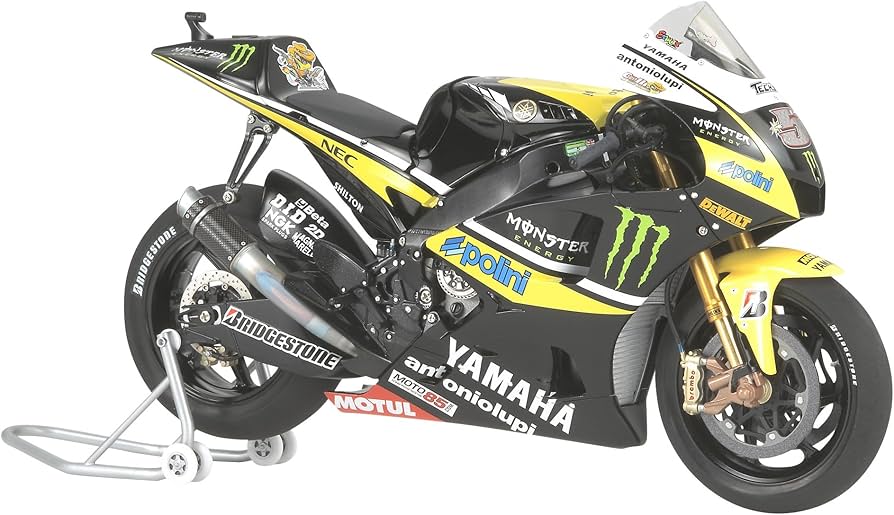 Amazon | タミヤ 1/12 オートバイシリーズ No.119 ヤマハ YZR-M1 '09