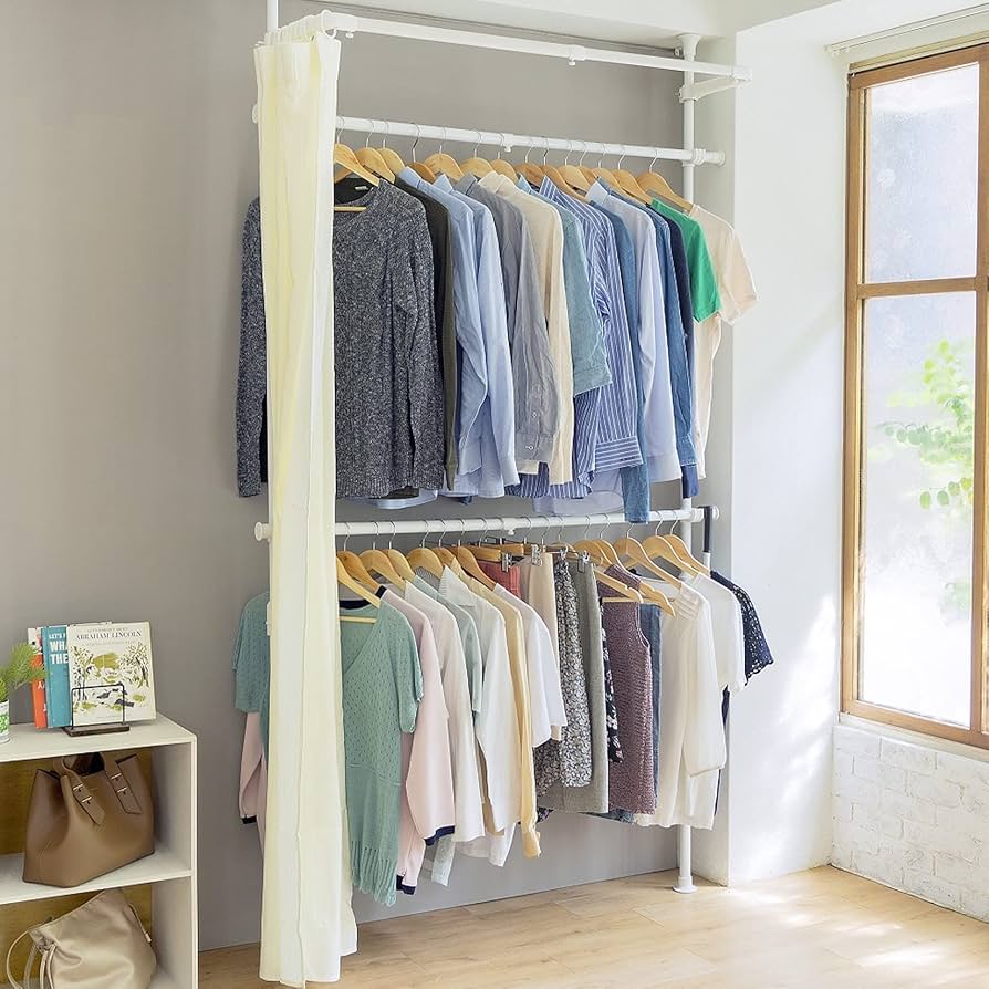 Amazon｜山善(YAMAZEN) 突っ張り ハンガーラック 頑丈 カーテン付き 2