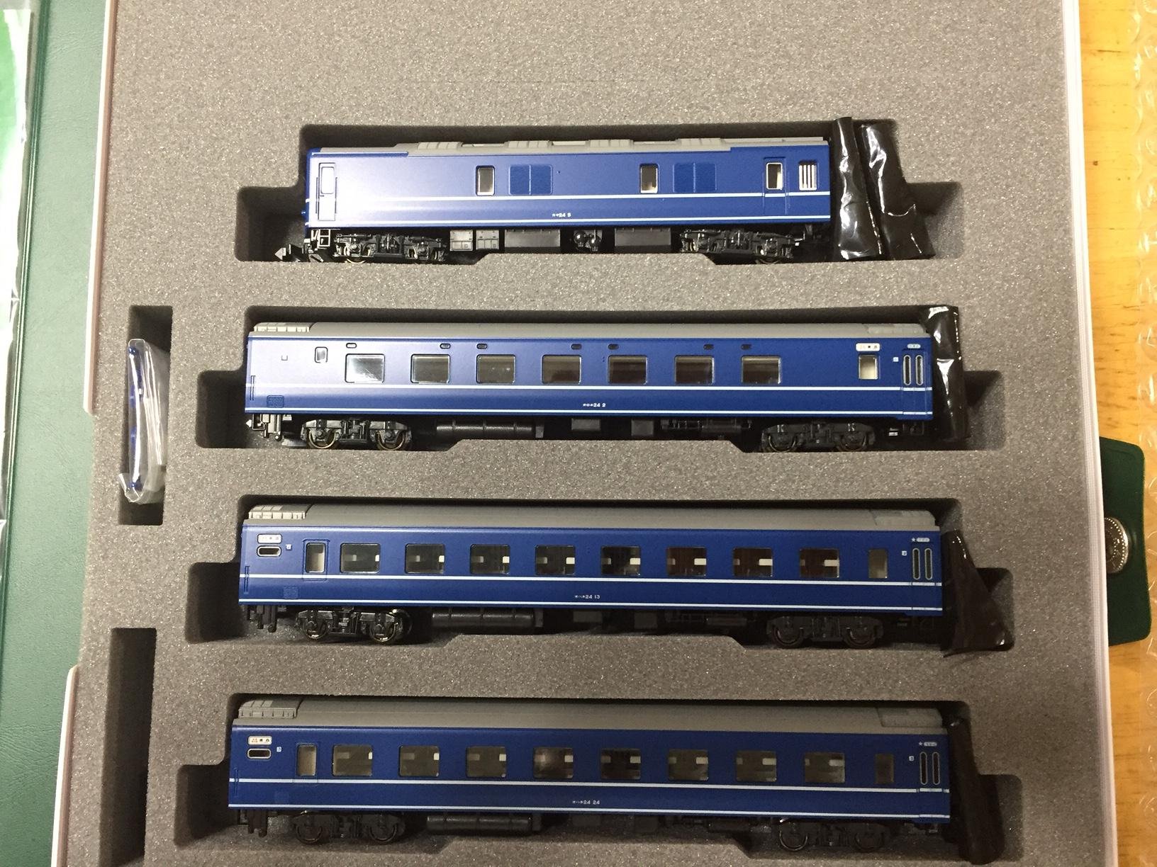 Amazon | KATO Nゲージ 24系 寝台特急 ゆうづる 基本 6両セット 10-811