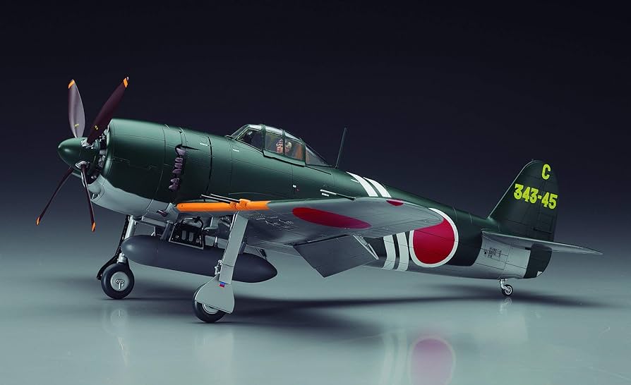 Amazon | ハセガワ 1/32 川西 N1K2-J 局地戦闘機 紫電改“後期型