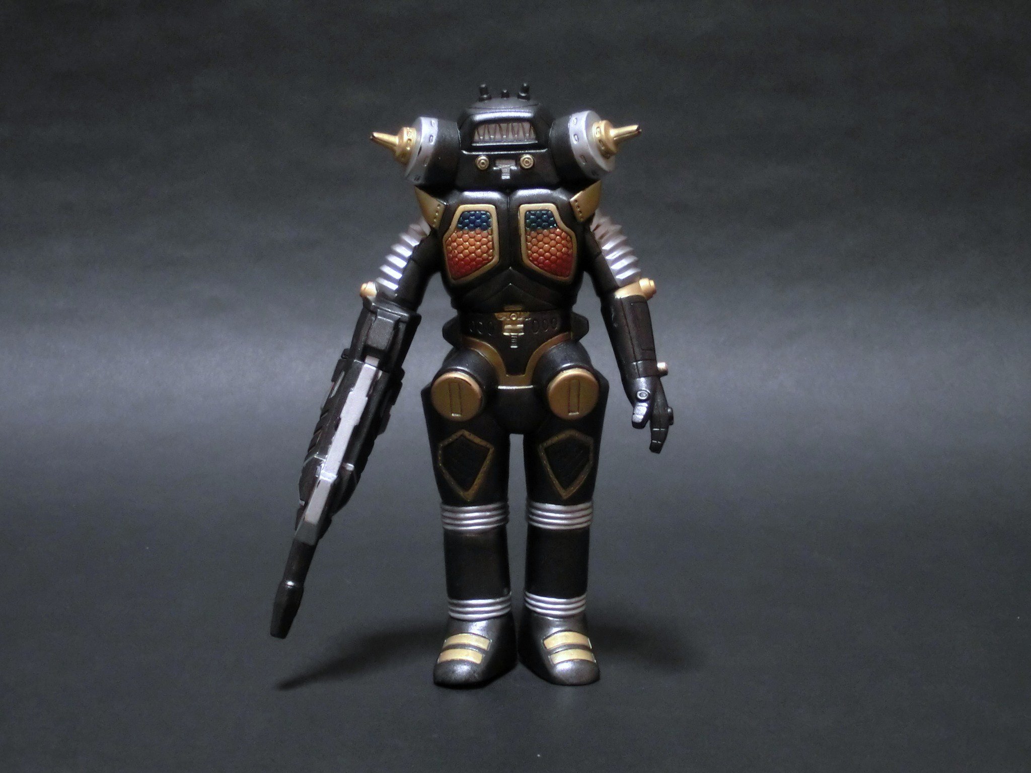 Amazon.co.jp: ウルトラ怪獣シリーズ60 キングジョーブラック : おもちゃ