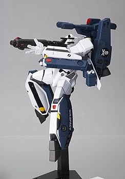 Amazon.com: Revoltech: 036 Macross VF-1S Roy Focker Valkyrie