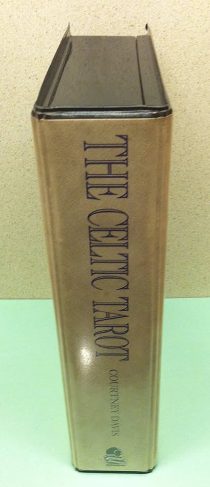 The Celtic Tarot/Book and Deck: Paterson, Helena, Davis, Courtney