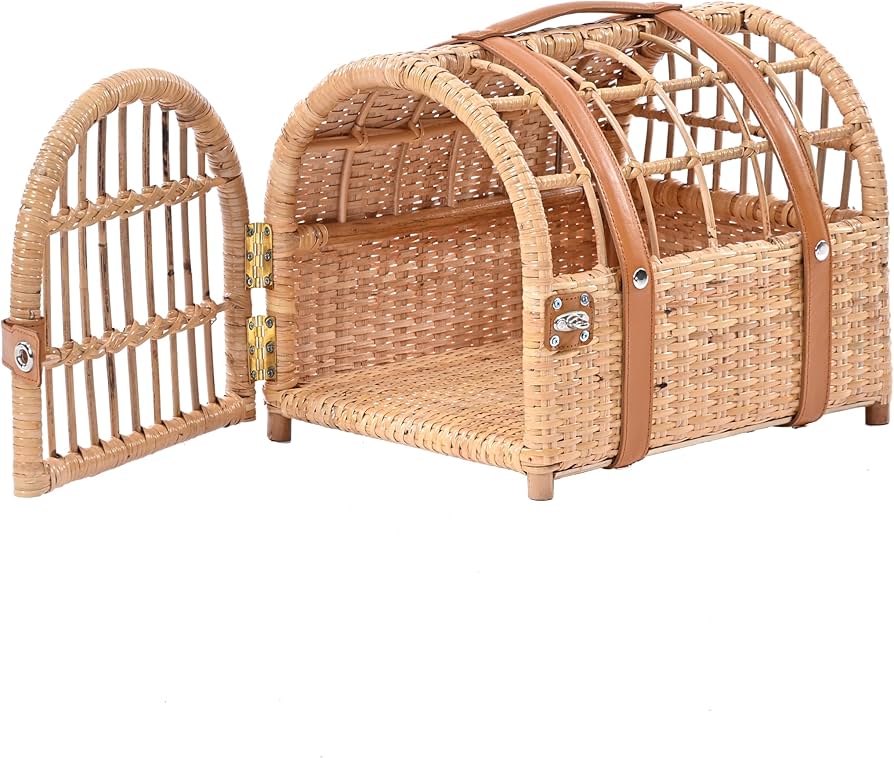 Amazon | ロック機能付き 天然ラタン製ペットキャリーバック(GK109N