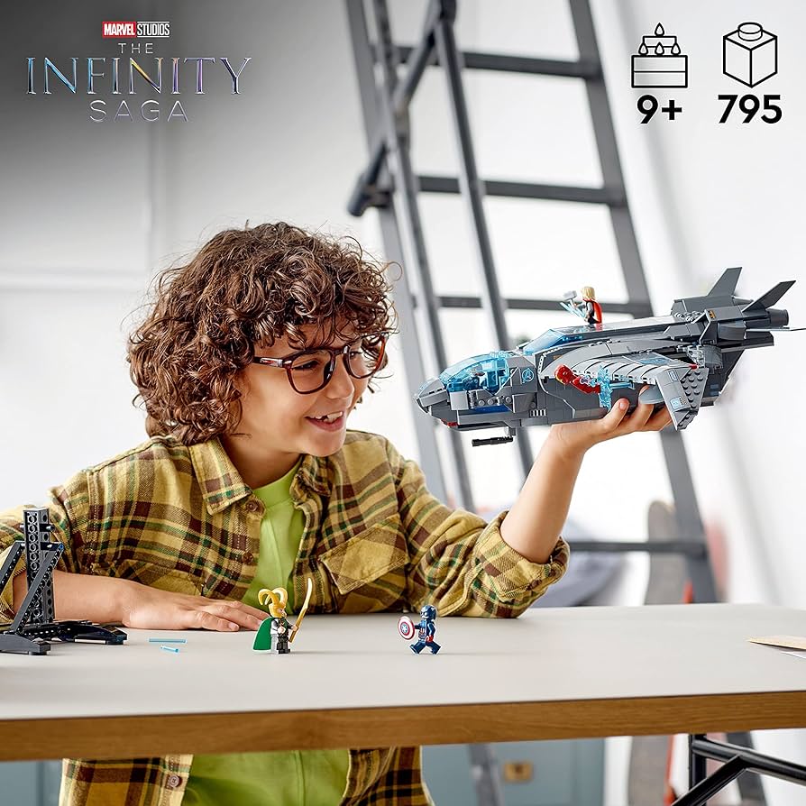 Amazon.com: LEGO Marvel The Avengers Quinjet 76248, Spaceship