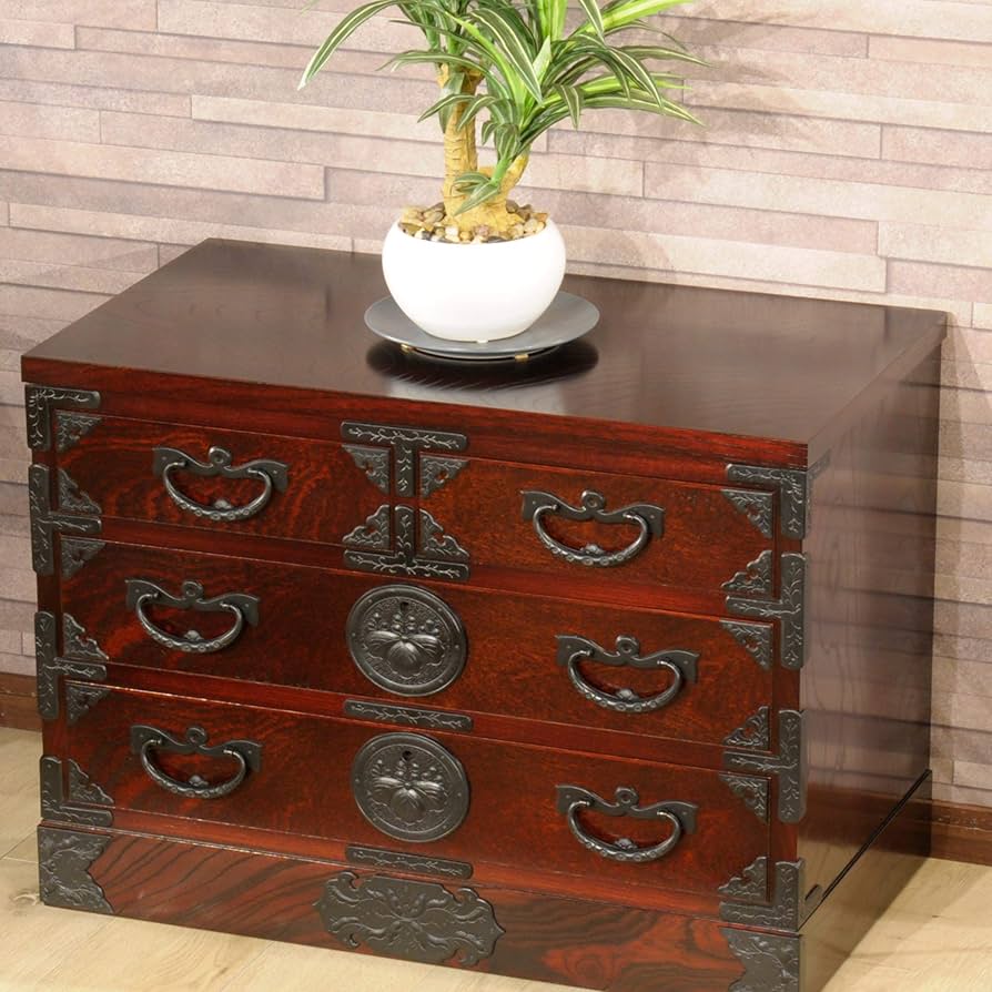 Amazon｜岩谷堂箪笥 整理箪笥 幅70 漆塗り 70x40x56｜チェスト