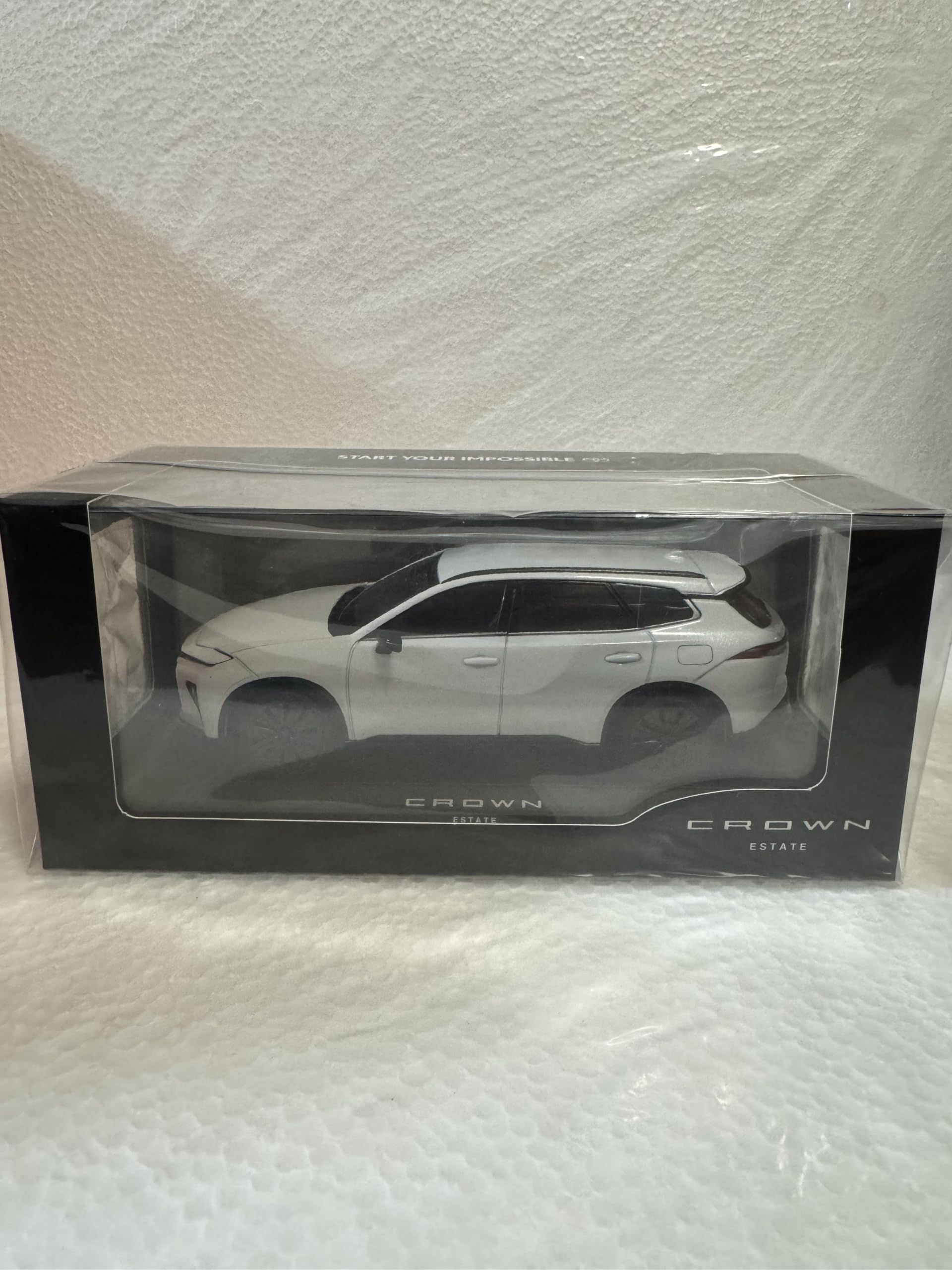 Amazon.co.jp: 1/30 トヨタ 新型クラウンエステート PHVE カラー