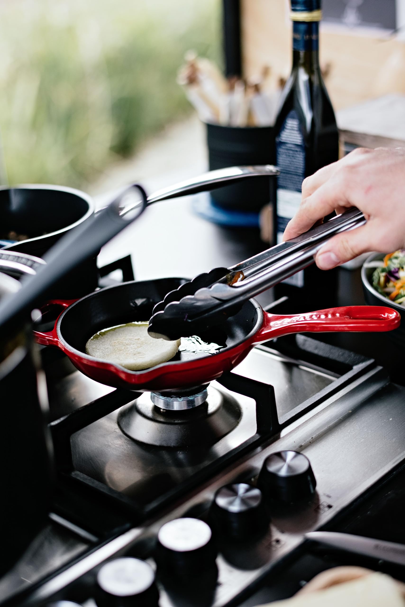 Le Creuset 16 cm Iron Handle Skillet, Cherry : Amazon.ca: Home