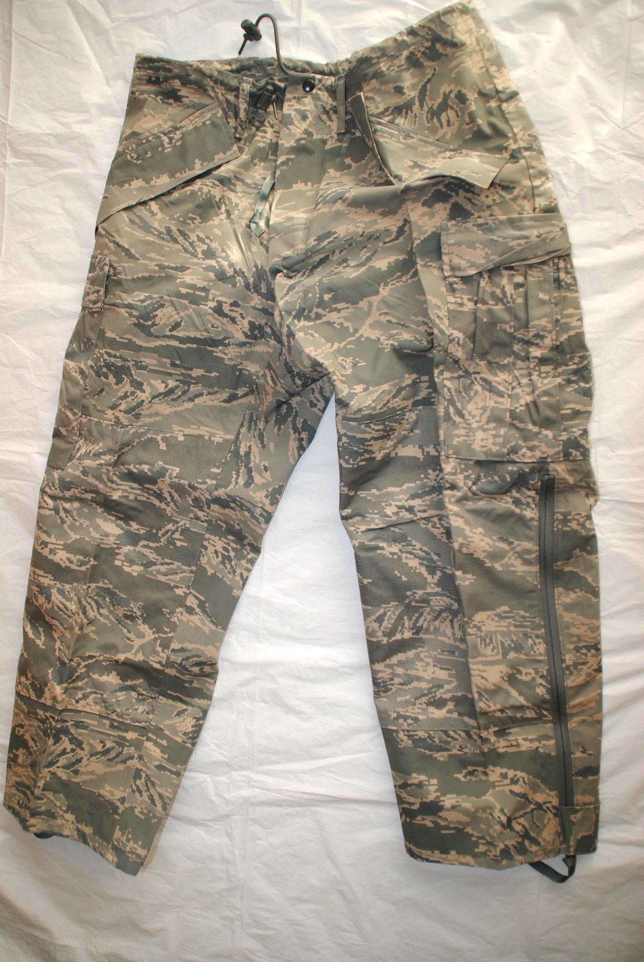 Amazon.com: Genuine Us Air Force Usaf Apec Goretex Cold Weather