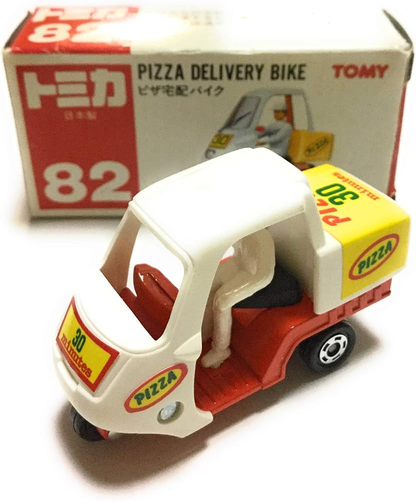 Amazon.co.jp: トミカ 82 ピザ宅配バイク PIZZA DELIVERY BIKE 人形付