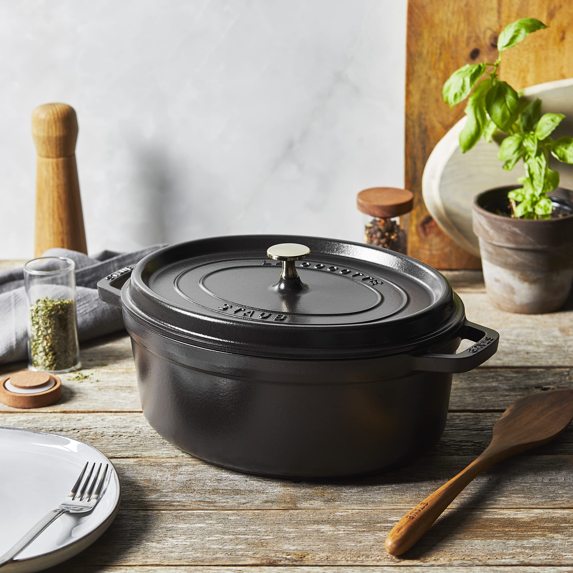 Amazon｜staub ストウブ 「 ピコ ココット オーバル ブラック 41cm
