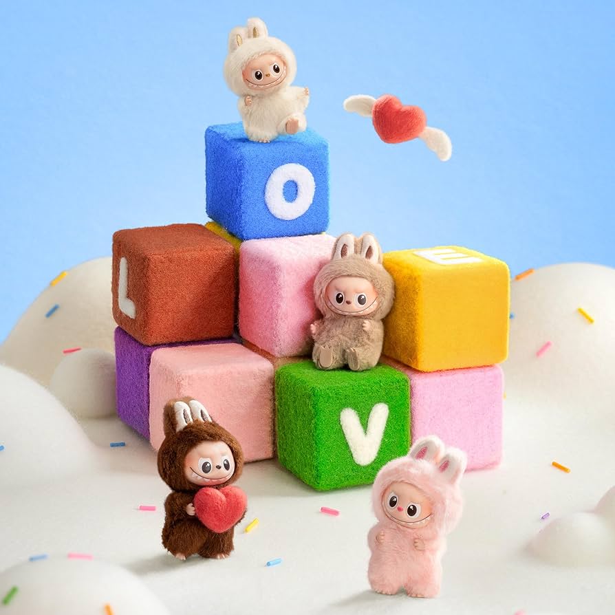 Amazon.co.jp: POP MART The Monster PIN for Loveシリーズ - ビニール