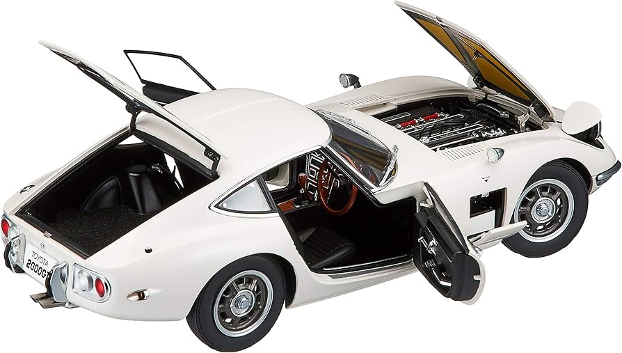 Amazon | AUTOart 1/18 トヨタ 2000GT ホワイト | ミニカー・ダイ