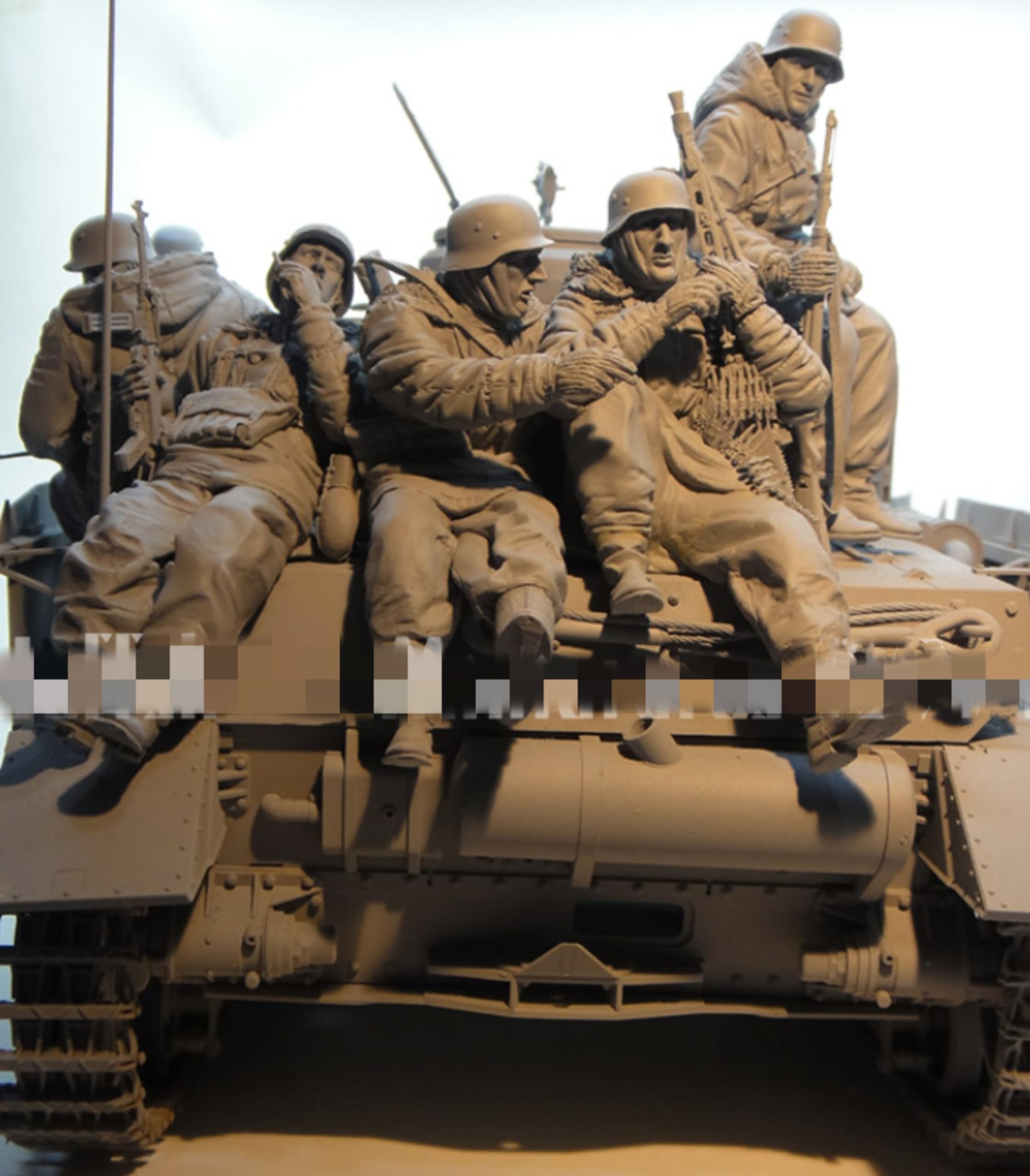 Amazon | 1/16 WWII ドイツ軍 戦車兵 レジン製モデルキット 未塗装・未