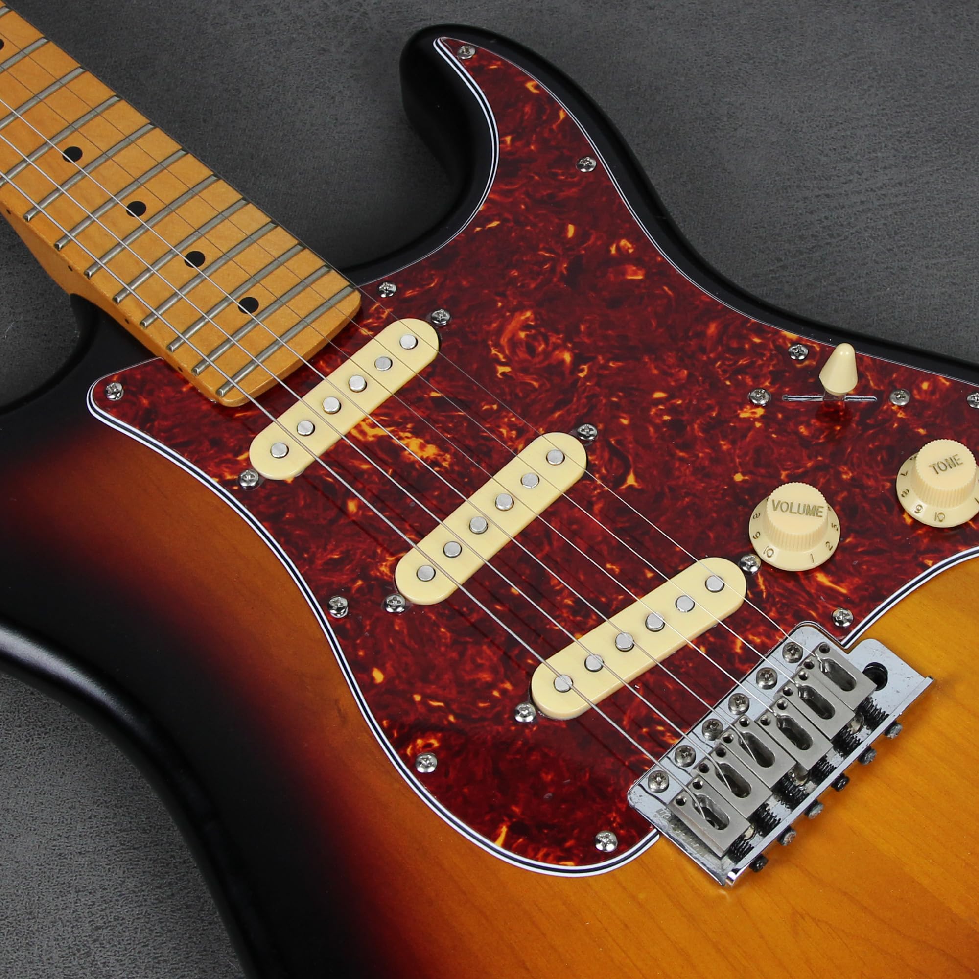 Amazon.co.jp: FLEOR シングルコイル ピックアップ アルニコ 5