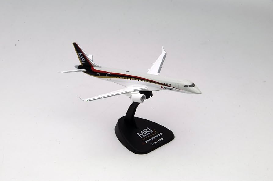 Amazon | トミーテック 1/400 三菱航空機MRJ90 完成品 | プラモデル 通販