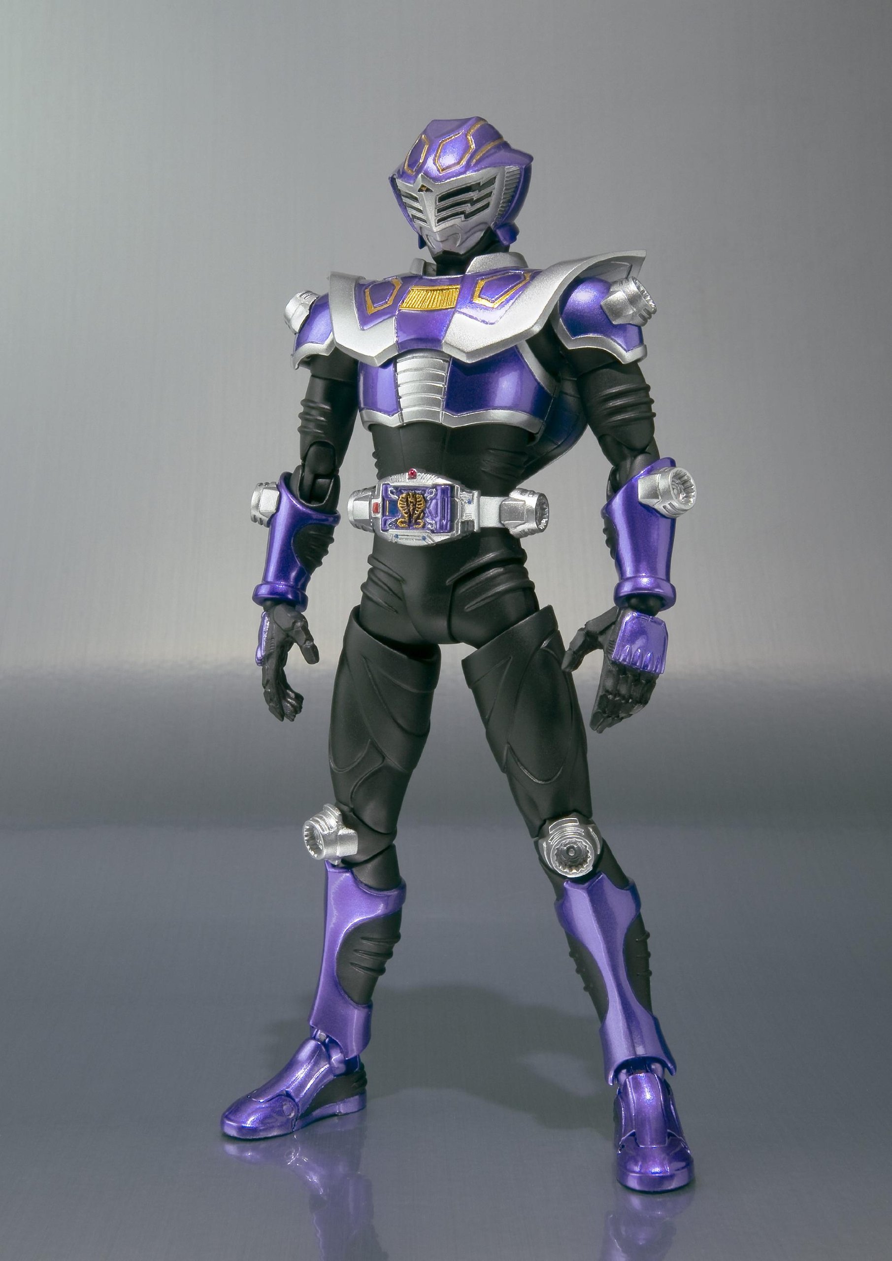Amazon.co.jp: TAMASHII NATIONS S.H.フィギュアーツ 仮面ライダー王蛇