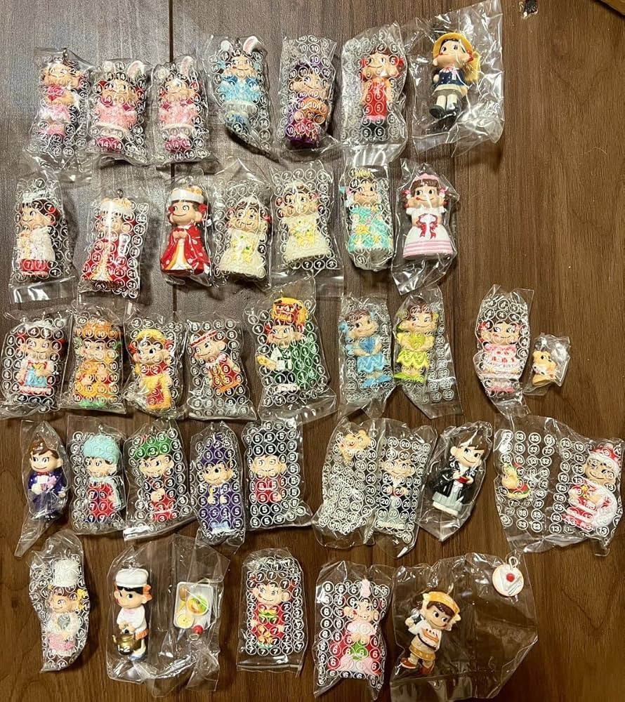 Amazon.co.jp: 昭和レトロ 不二家ペコちゃん ポコちゃん ミニミニ 人形