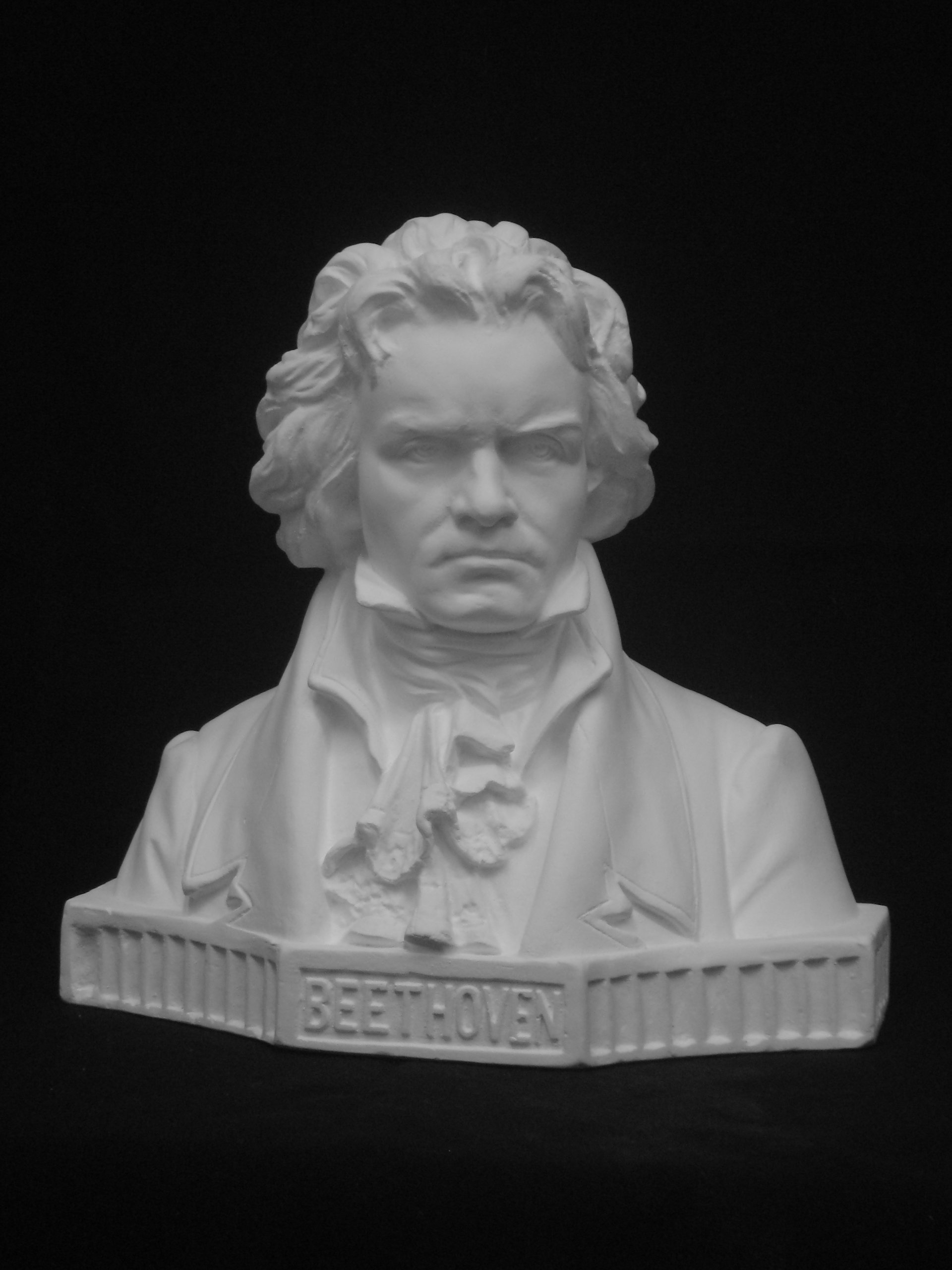 Amazon.co.jp: 石膏像 A－381 ベートーベン胸像(中・特) H