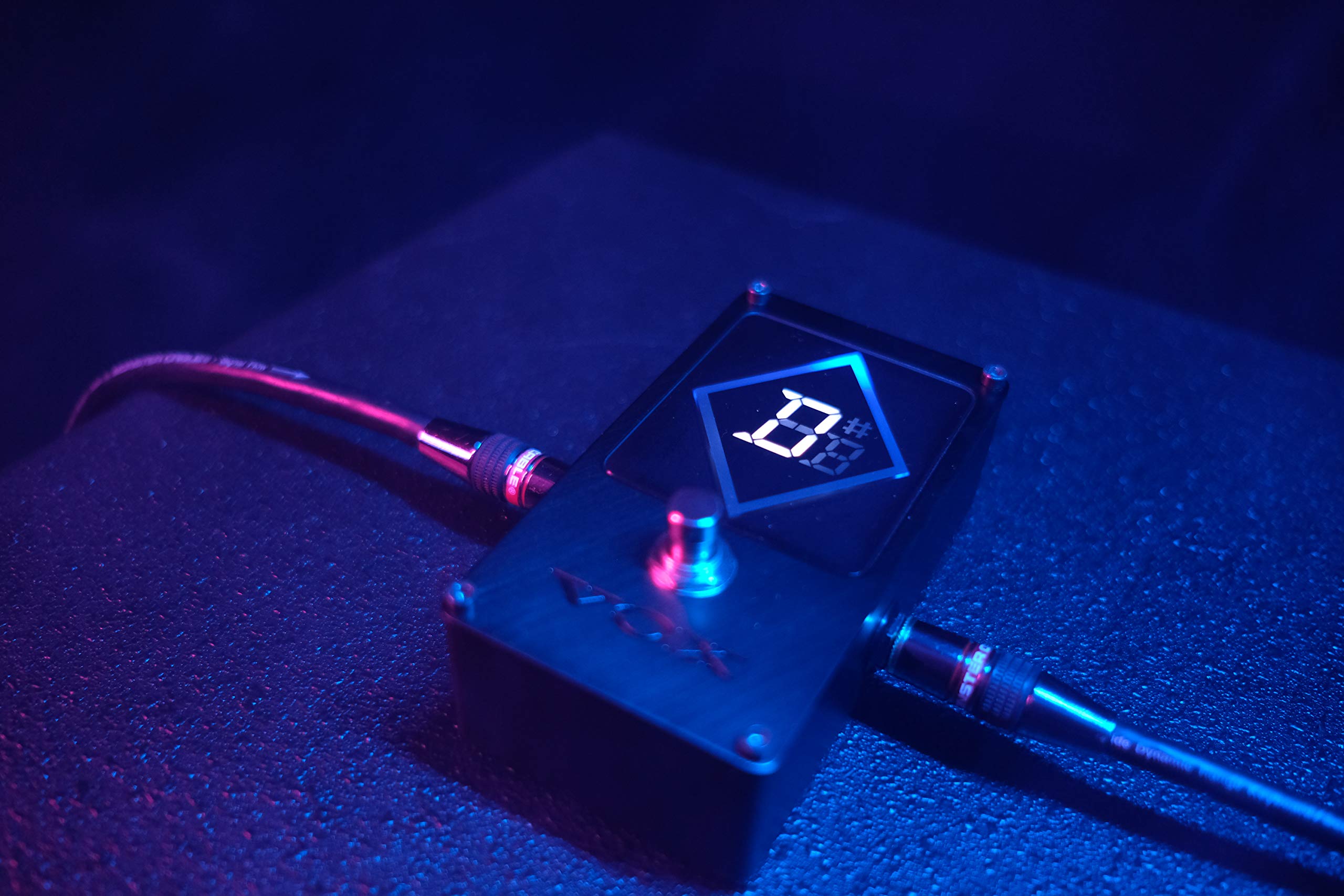 Amazon.com: Vox VXT1 Strobe Pedal Tuner : Musical Instruments