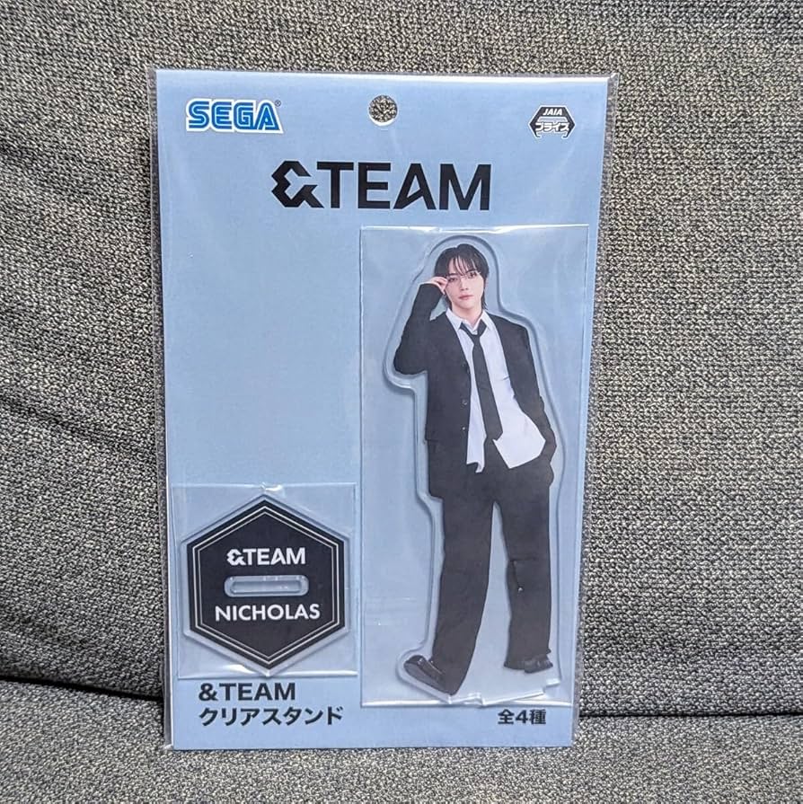 Amazon.co.jp: &TEAM ニコラス NICHOLAS クリアスタンド グッズ