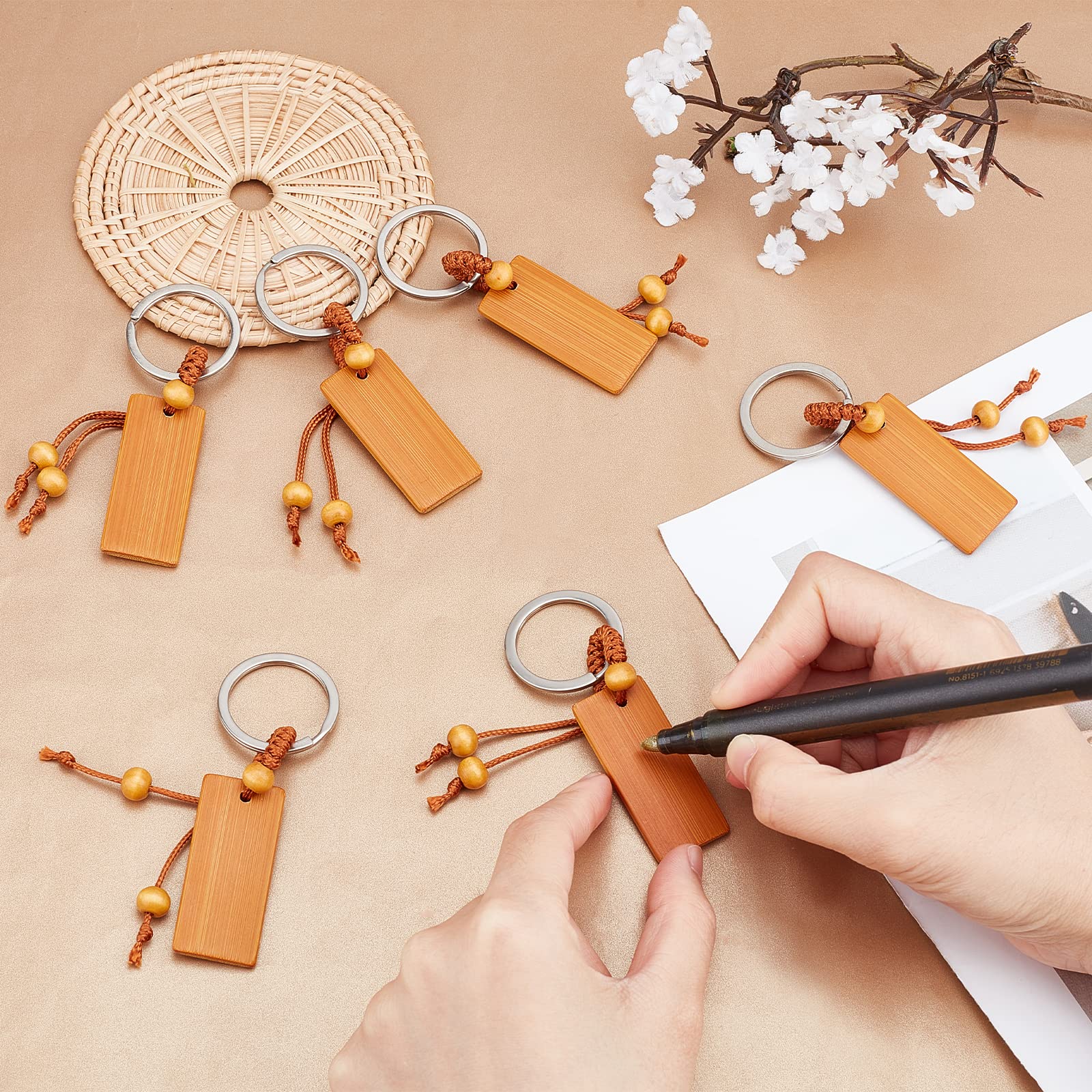 Amazon.co.jp: PH PandaHall 竹製キーホルダー 空 名入れ木札 彫刻キー