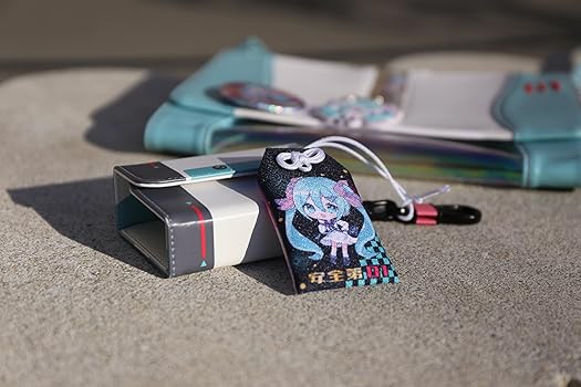 Amazon.co.jp: 初音ミク お守り風ボイスチャーム&ステッカー (ミクTAFT