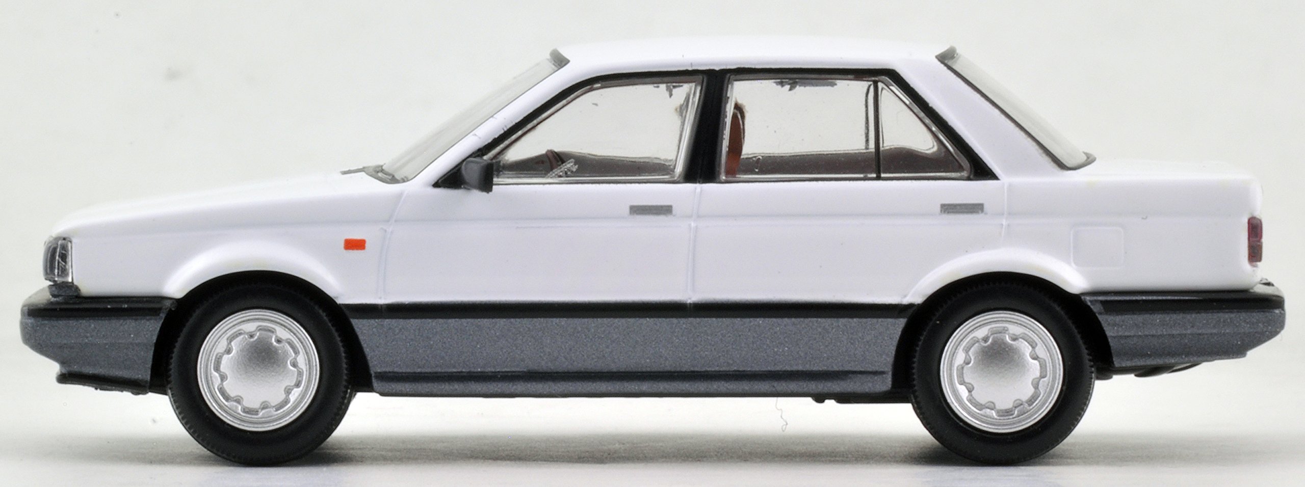 Amazon | トミカリミテッドヴィンテージ ネオ 1/64 LV-N10c サニー1500