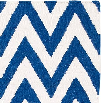 Amazon.com: SAFAVIEH Dhurries Collection 5' x 8' Dark Blue/Ivory