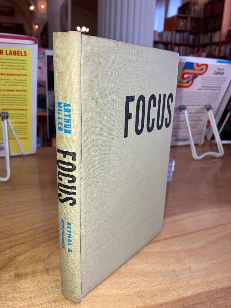 Amazon.co.jp: Focus : 本