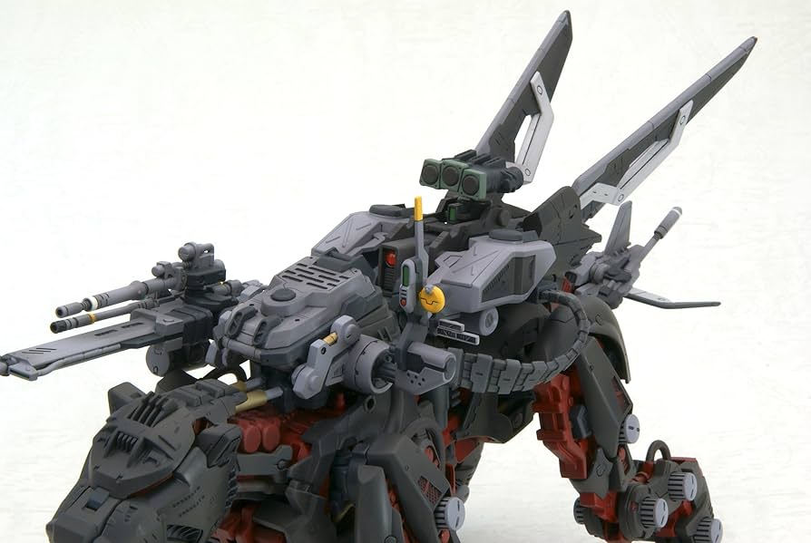 Amazon.com: Zoids: EZ-003 Great Saber Plastic model 1/72 Scale