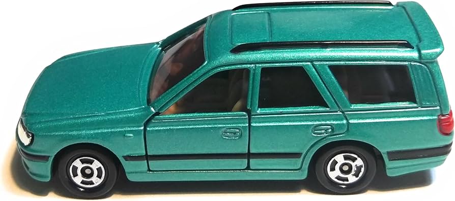 Amazon | トミカ No.82 ニッサン ステージア 赤箱 ロゴ赤字 中国製