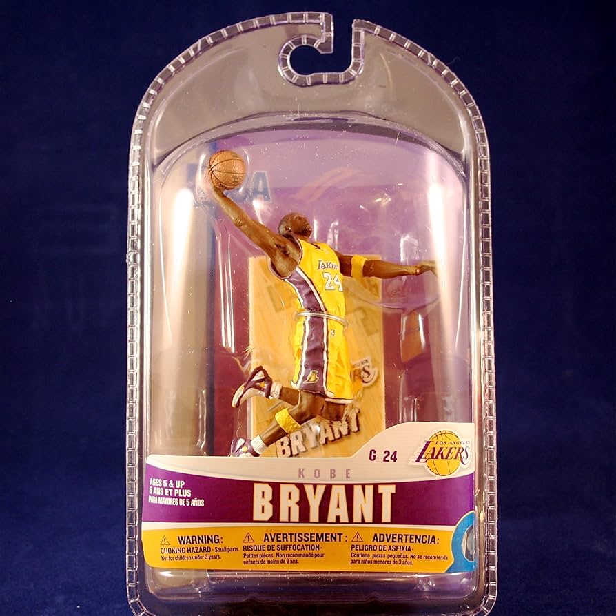 Amazon | マクファーレン NBA 3インチ フィギュア コービー