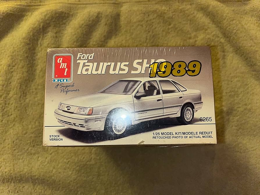 Amazon | AMT #6265 1989 フォード トーラス SHO 1/25スケール